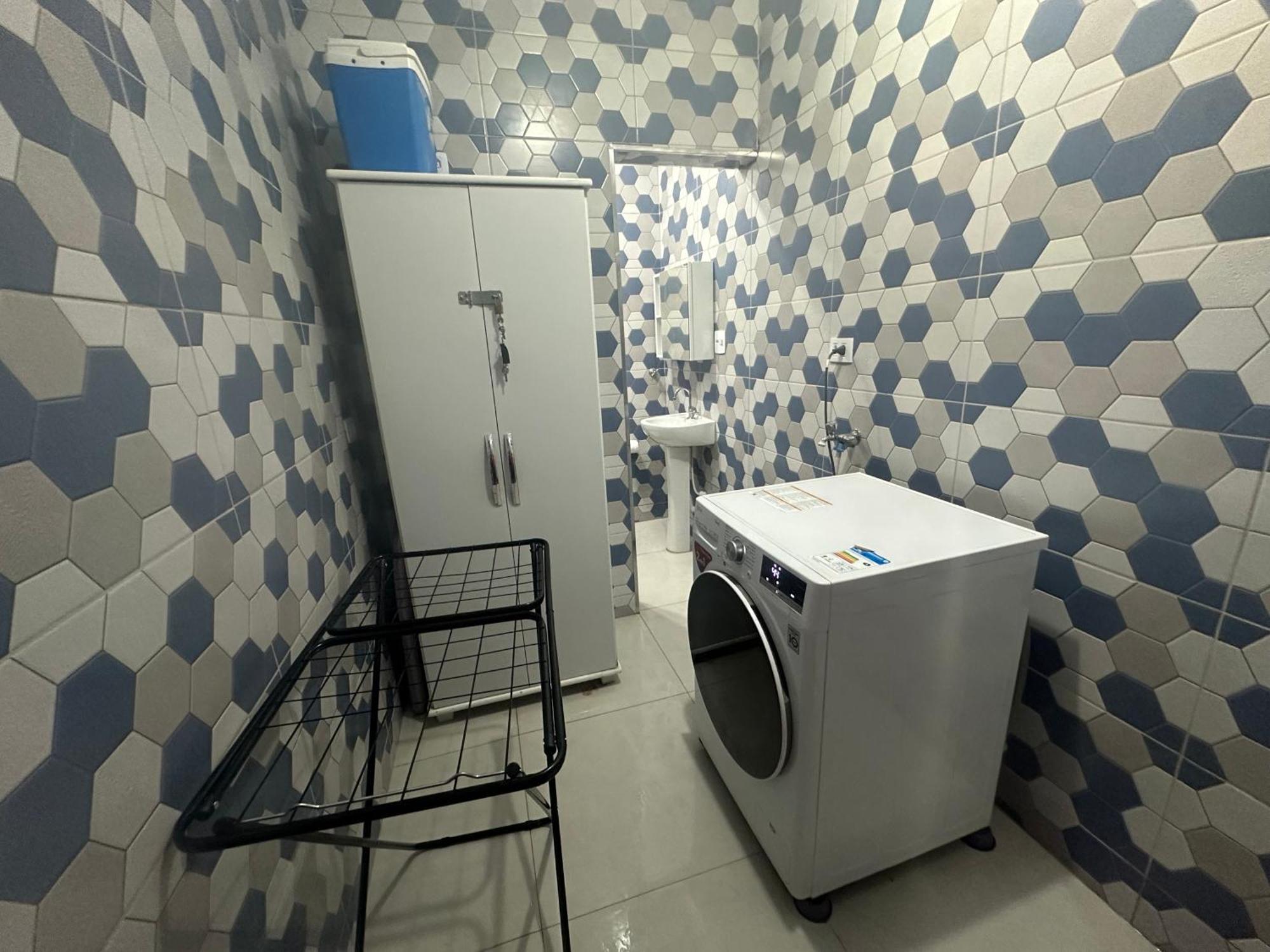 Triplex Piscina Churrasqueira Lava E Seca Wi-Fi E 2 Tvs Em Condominio Com 90M2 No Centro De Ubatuba Exterior photo
