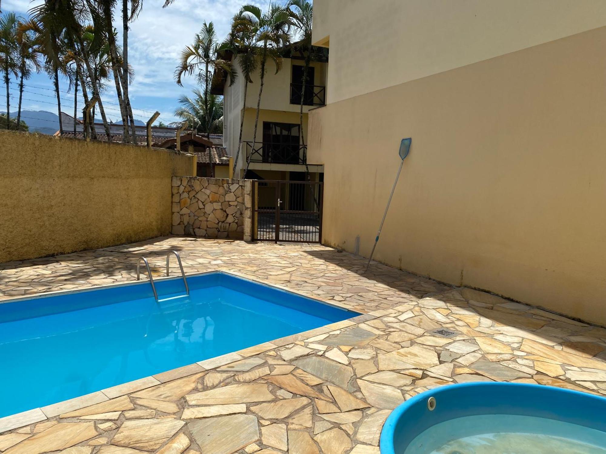 Triplex Piscina Churrasqueira Lava E Seca Wi-Fi E 2 Tvs Em Condominio Com 90M2 No Centro De Ubatuba Exterior photo